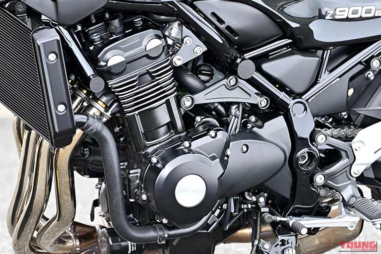 2026年モデルの、カワサキZ900RSのエンジン｜「まったくの別物に進化…」「相当いいですよコレ」見た目からは絶対にわからない！フルモデルチェンジのスゴい内容［カワサキ・Z900RS（2026年モデル）］