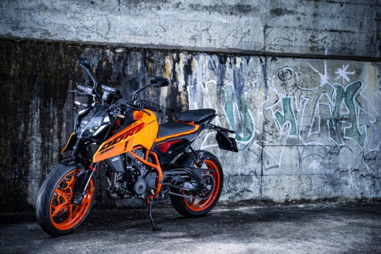 KTM 390DUKE試乗レポート|【ミドルクラス最高の電脳体験が可能!!】KTM 390DUKE試乗レポート