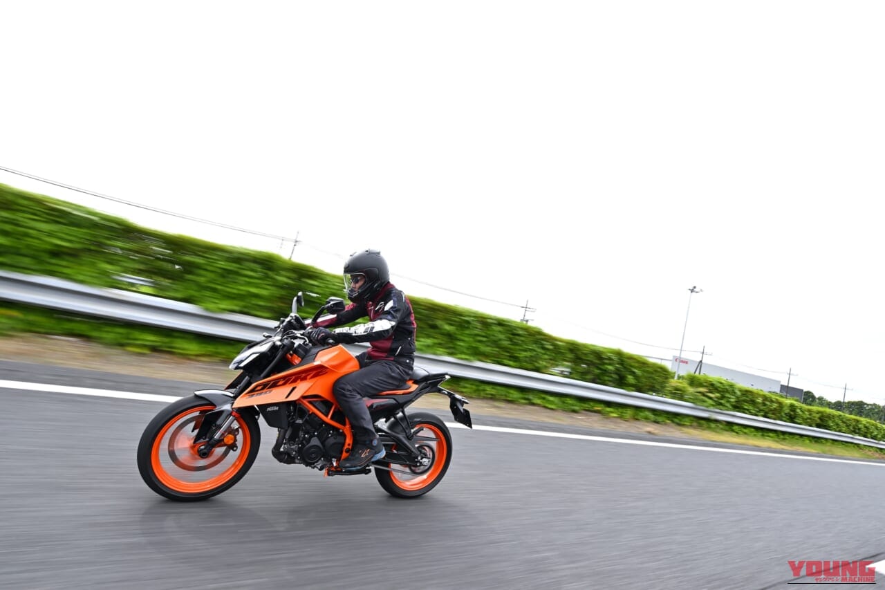 KTM 390DUKE試乗レポート|【ミドルクラス最高の電脳体験が可能!!】KTM 390DUKE試乗レポート