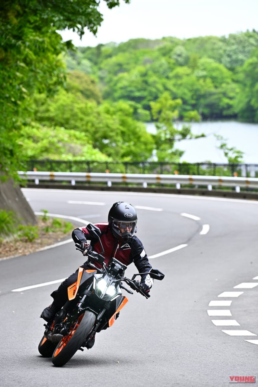 KTM 390DUKE試乗レポート|【ミドルクラス最高の電脳体験が可能!!】KTM 390DUKE試乗レポート