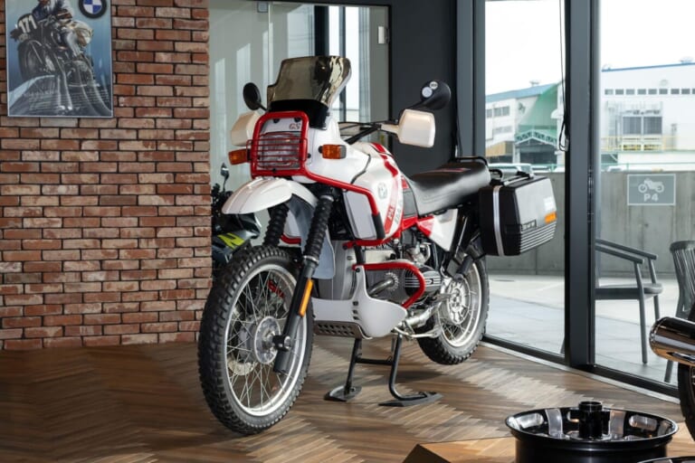 モトラッドミツオカ鈴鹿店|店内|R100GS|過酷なレースでその高い技術を発揮。モトラッドミツオカ鈴鹿店のメカニックが、鈴鹿8耐を戦った