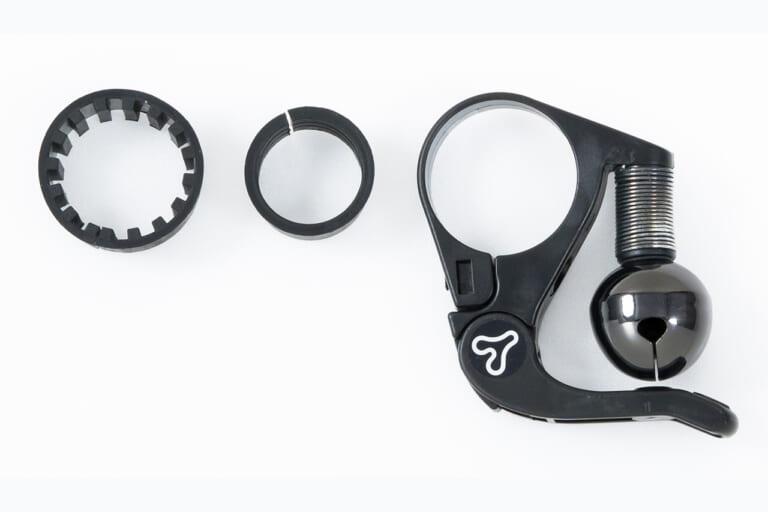 タナックス TANAX モトベル 熊よけ スペーサー 付属品一式｜「簡単取り付けで効果を実感」これからの季節のツーリングに最適なアイテムが登場！ワンタッチで機能切り替えも可能！［タナックス・モトベル］を紹介！