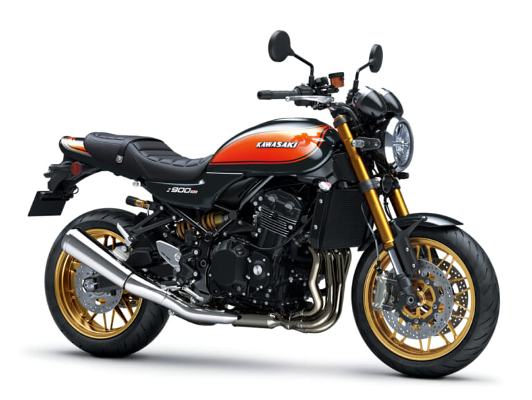 Kawasaki Z900RS|新色グリーンブルーが美しすぎる! 熟成のスペックはそのままに。カワサキ新型「Z900RS」シリーズ2027年モデルが新色をまとって登場