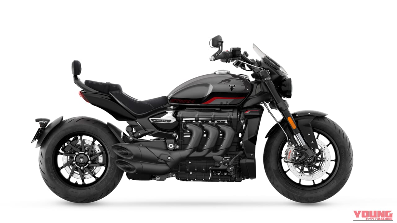 Triumph Rocket 3 Storm GT｜鮮烈なコントラストに惚れる。視線を奪う、トライアンフの2027年モデルの新色が魅せる英国流のエレガンス【輸入バイク新型】