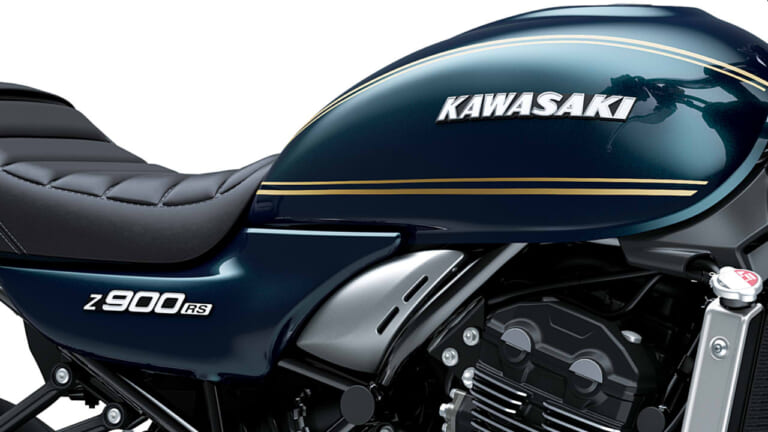 新色グリーンブルーが美しすぎる! 熟成のスペックはそのままに。カワサキ新型「Z900RS」シリーズ2027年モデルが新色をまとって登場
