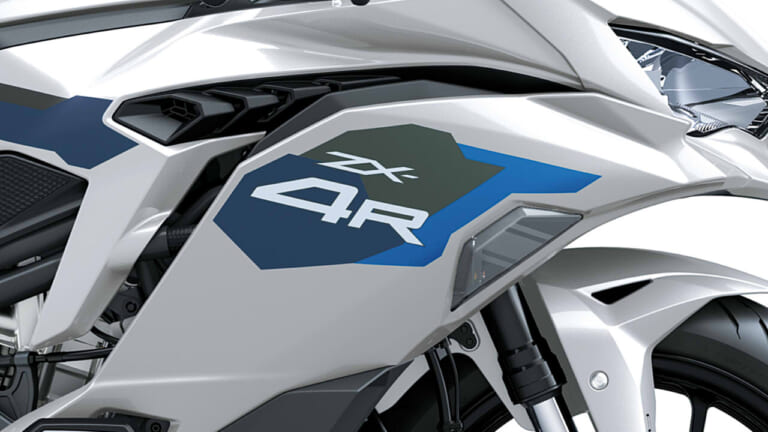 新色ギャラクシーシルバーが登場! カワサキ最強ヨンヒャク「Ninja ZX-4R/RR」2027年モデルがついに発売