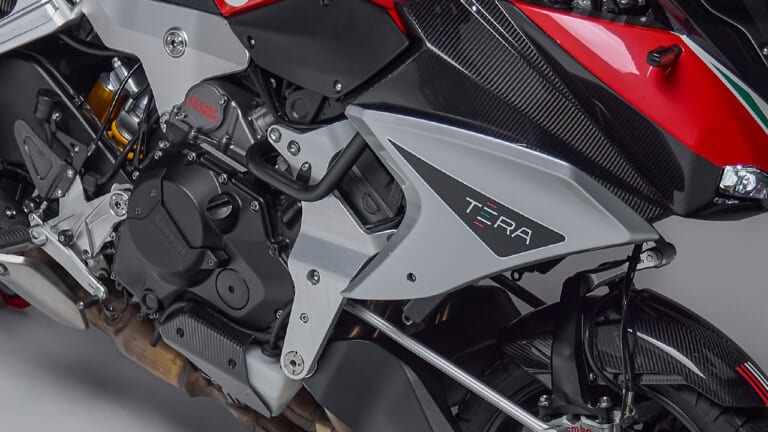 限定500台のRRから、狂気の200馬力ハブステアまで。6月に注目を集めたカワサキ関連バイクニュース・トピックス6選