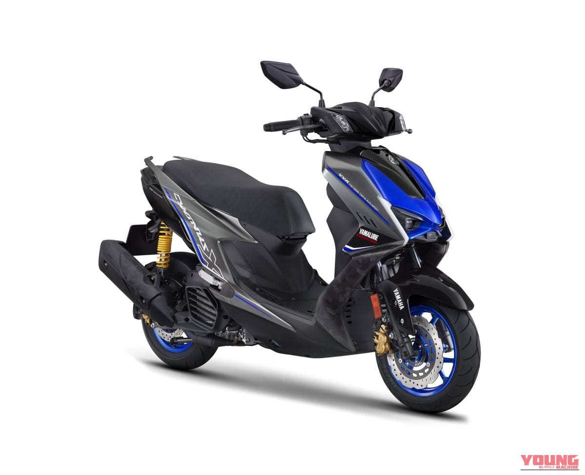 YAMAHA CYGNUS X SPECIAL EDITION｜カーボン調×マットチタンの凄み。ヤマハの125ccスポーツスクーターに最強スーパースポーツのDNAを注入した、800台限定の特別モデルが登場【CYGNUS X SPECIAL EDITION】