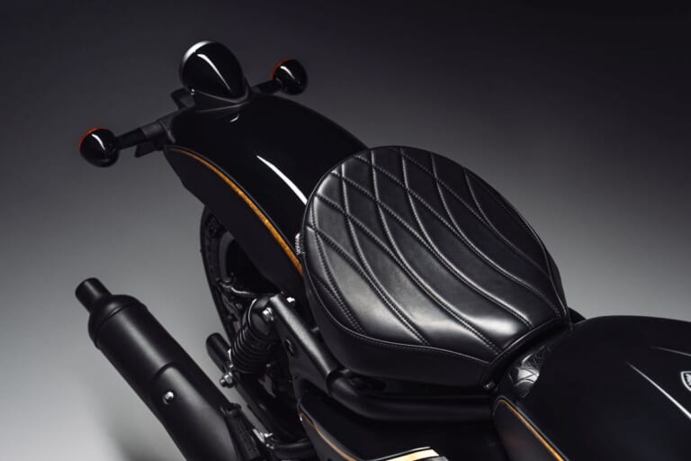 ROYAL ENFIELD SHOTGUN 650 × Rough Crafts Edition|【日本限定5台】135万6300円で手にする極上の職人技。黒と金で彩られたロイヤルエンフィールド「ショットガン650」ラフ・クラフツ仕様が抽選販売へ