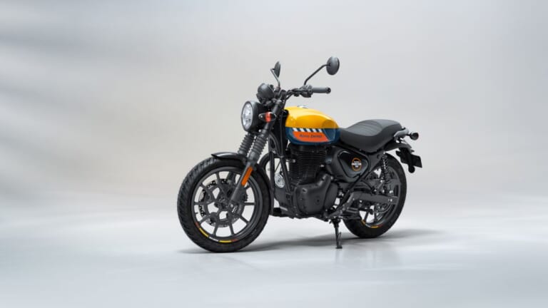 ROYAL ENFIELD HUNTER 350｜星座とボリウッドのアートを纏う、ストリートに映えるポップな新色。ロイヤルエンフィールド「ハンター350」2026年モデルに追加カラー2種が登場