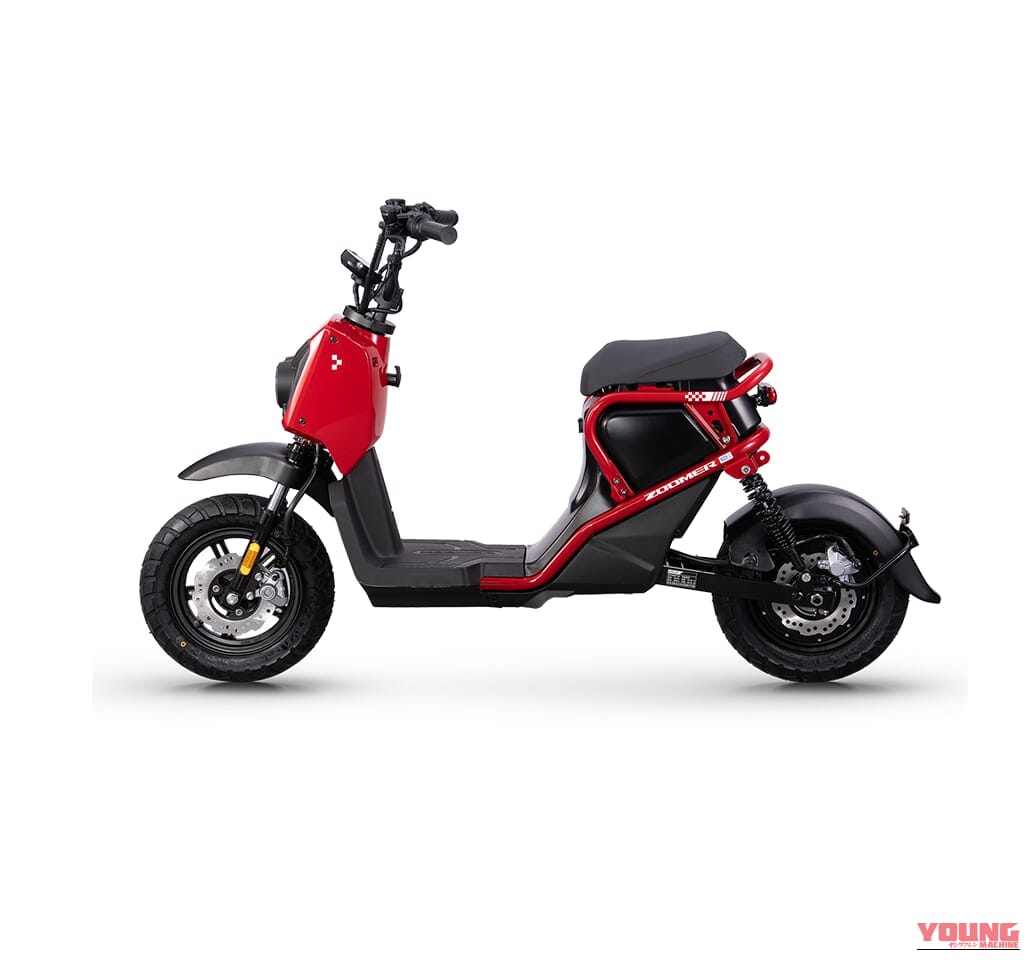 ｜あの50cc名車が電動で完全復活! ホンダ新型「ズーマーe:」2026年モデルはペダル廃止で超絶クールに。規制緩和で本来の姿へ【海外】