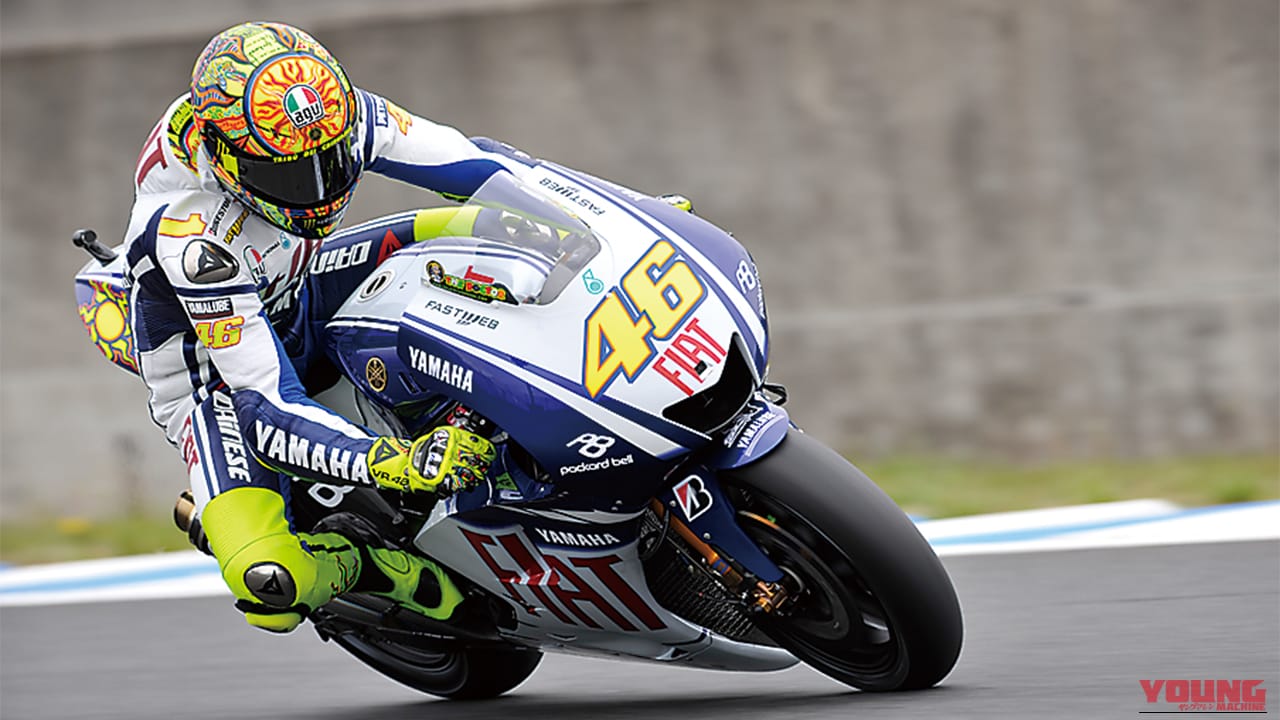 コーナリング50年史｜【コーナリング50年史】2000年代「MotoGP開幕」！なぜロッシの“足出し”は世界中に広まったのか？【青木宣篤も解説】