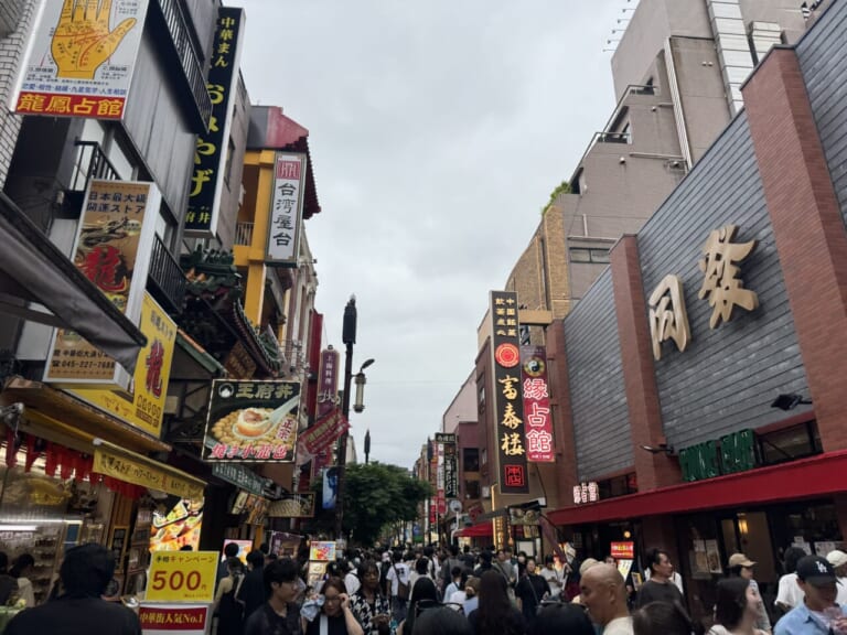 指出瑞貴|女優指出瑞貴「バイク×音楽×コーヒーdiary(仮)」その15~晴れ間が狙い目!雨ニモ負ケズ!占いに中華グルメ!タンデム親子?!お一人様大満喫DAY~