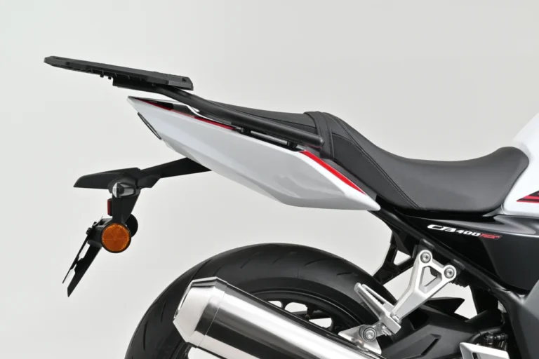 CB400SF用パーツ|注目のEクラッチ搭載!新型CB400SF用パーツが一挙登場!キャリア&プロテクターでツーリング性能アップ!