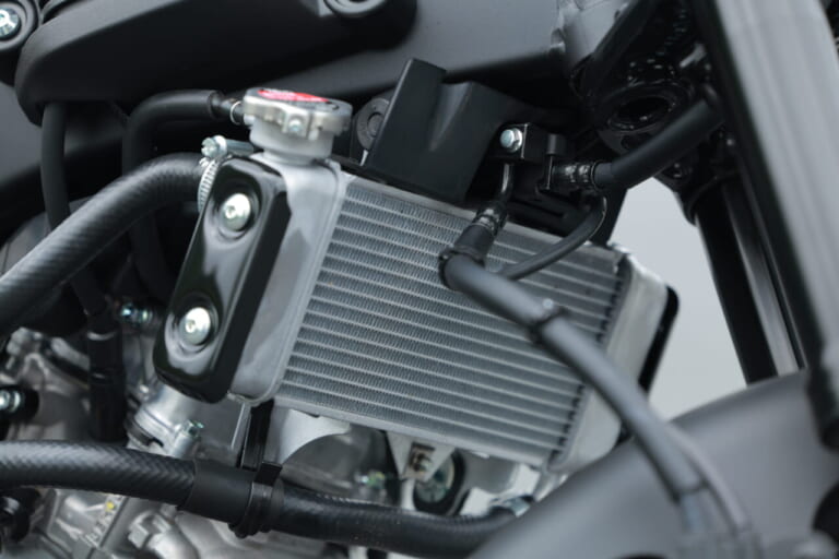 XSR155|【100㎞/h程度の実用域で十分な加速性能】ヤマハXSR155を全日本ライダー岡崎静夏が試乗インプレッション