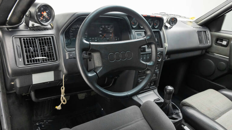 「そんなことってあるんだ…」解体予定の車両を極秘保管。数十年後、オークションの場に姿を現したモンスターモデル。激しい争奪戦が展開された［アウディ 5000CS］