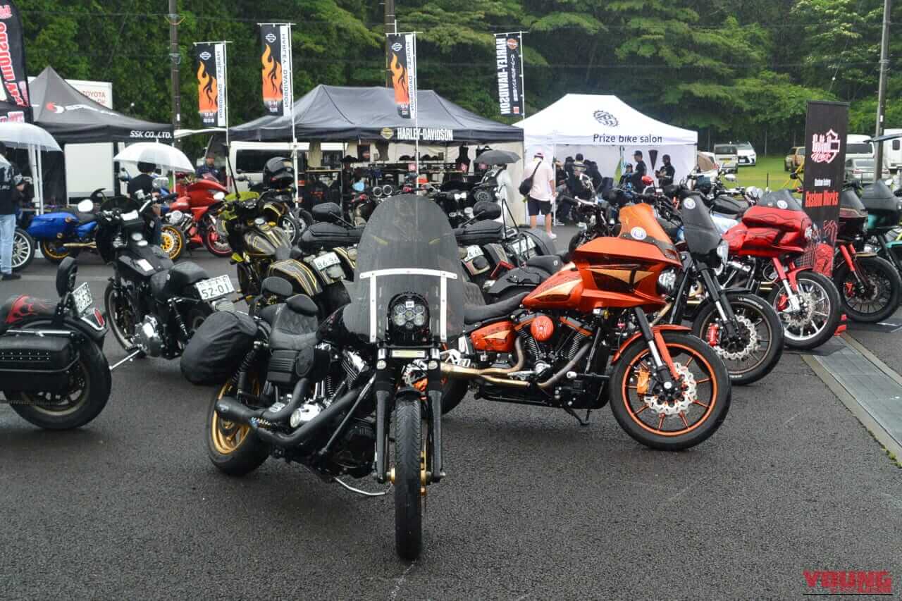 |MVアグスタ750SSにカワサキH2も!雨の富士を熱くしたアメフェス、岩城滉一の伝説マシンが激走【AMEFES 2026:超希少ビンテージレーサーの饗宴】