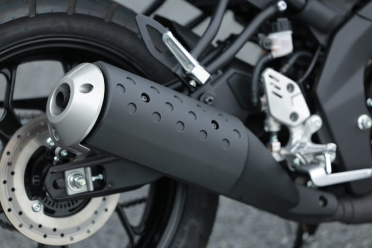 XSR155|【100㎞/h程度の実用域で十分な加速性能】ヤマハXSR155を全日本ライダー岡崎静夏が試乗インプレッション