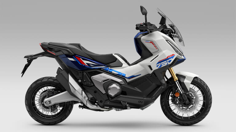 2026 HONDA X-ADV マットパールグレアホワイト|ホンダX-ADV〈いま国内で買える新型バイクカタログ|大型二輪(750-401cc)〉【2026最新版】
