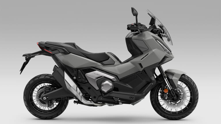マットディープマッドグレー|ホンダX-ADV〈いま国内で買える新型バイクカタログ|大型二輪(750-401cc)〉【2026最新版】