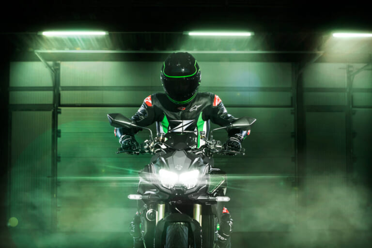 Kawasaki Z H2 SE|驚異のスーパーチャージャー! 200馬力のモンスターが再び。カワサキ「Z H2 SE」2027年モデルが9/5に価格据え置きで発売
