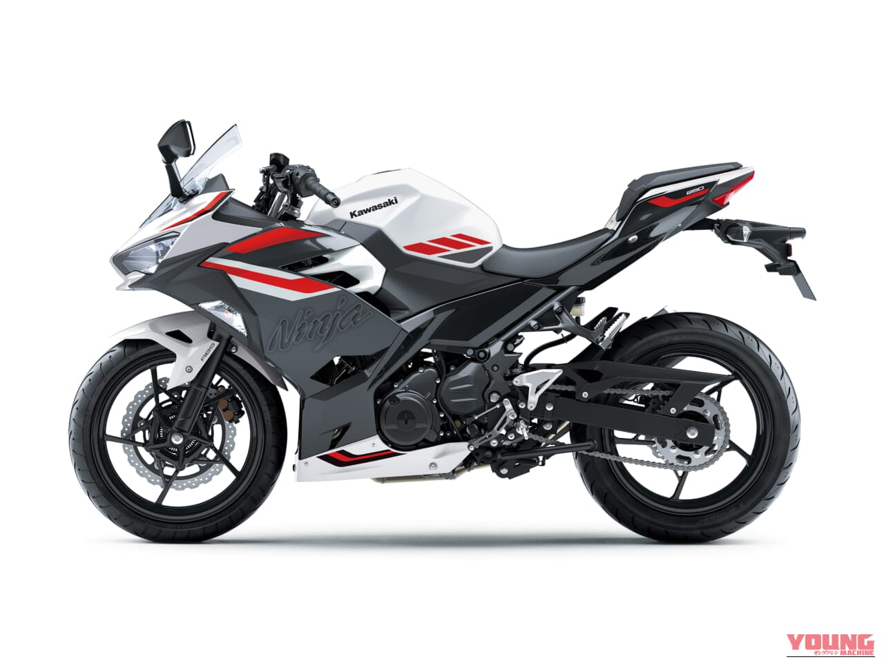 ｜中身はそのまま完成度をキープ! カワサキNinja 250が2027年モデルとして価格据え置きの72万6000円で登場。新色「パールロボティックホワイト」でシックにイメチェン