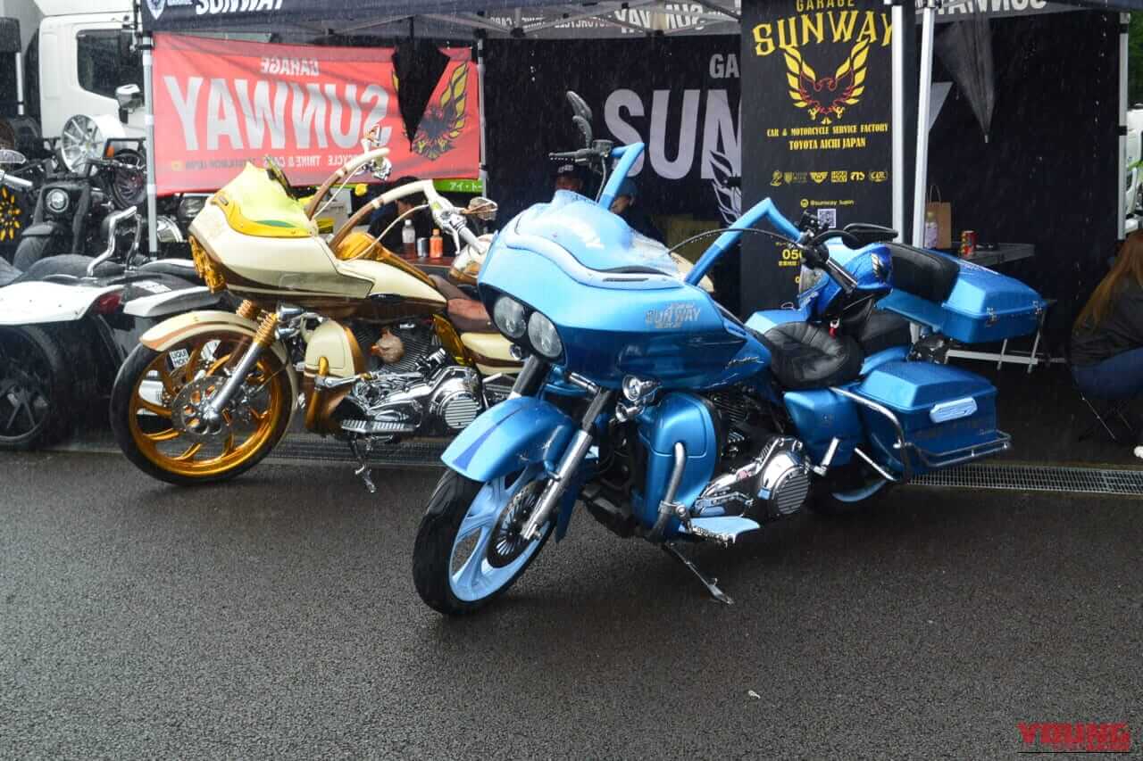 ｜MVアグスタ750SSにカワサキH2も！雨の富士を熱くしたアメフェス、岩城滉一の伝説マシンが激走【AMEFES 2026：超希少ビンテージレーサーの饗宴】