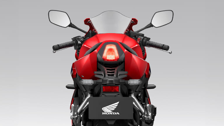 リアデザイン|ホンダCBR650R/Eクラッチ〈いま国内で買える新型バイクカタログ|大型二輪(750-401cc)〉【2026最新版】