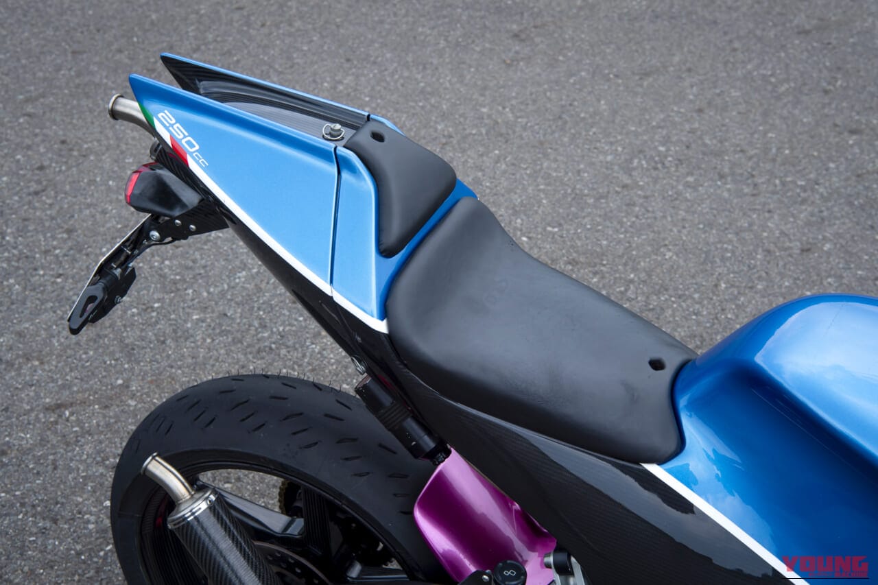 ｜【VINS Duecinquanta試乗】83馬力×車重112kg！令和に蘇る「2スト250」超最先端スポーツバイク「ヴィンス・ドゥエチンクエンタ」が日本上陸