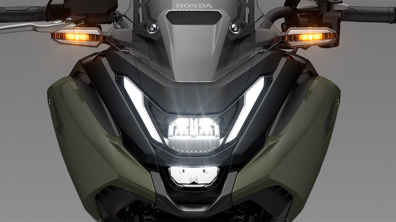 ヘッドライト｜ホンダNC750X/DCT〈いま国内で買える新型バイクカタログ｜大型二輪(750-401cc)〉【2026最新版】