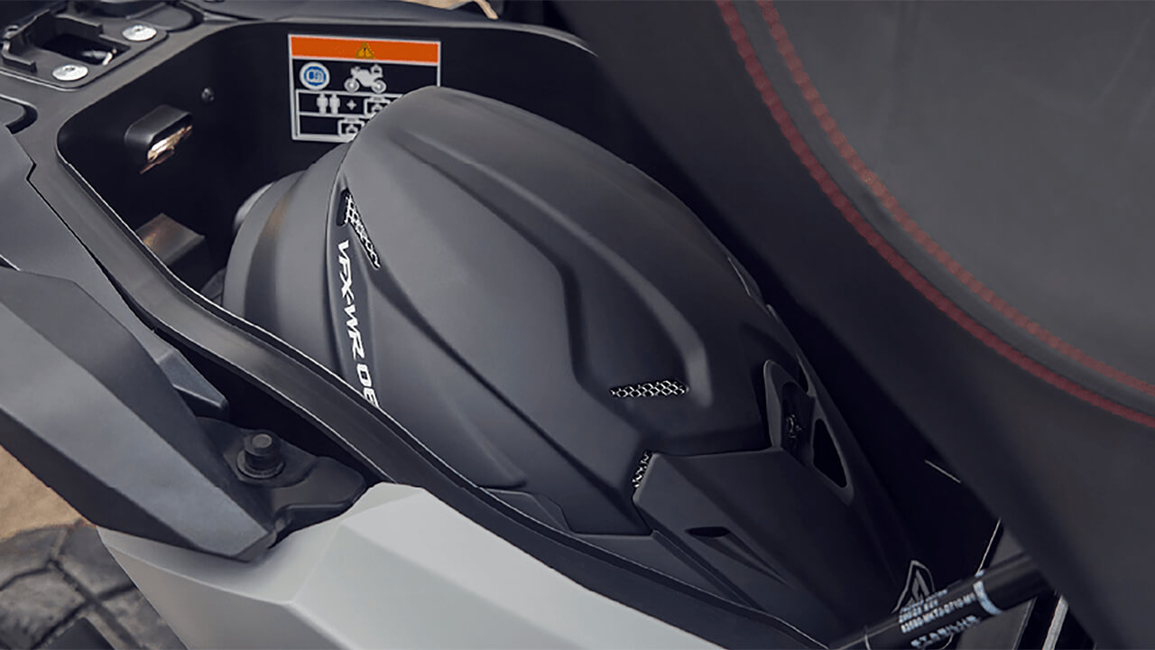 Honda SMART Keyシステムとノブ式メインスイッチを採用|ホンダX-ADV〈いま国内で買える新型バイクカタログ|大型二輪(750-401cc)〉【2026最新版】