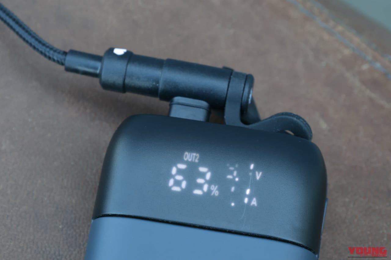 ｜「考えた人スゴいわ…」すべてがジャストな充電アイテムを実際に購入。使ってみたら手放せなくなった！［デイトナ バイク用USB充電ケーブル Type-C to Type-C L型］
