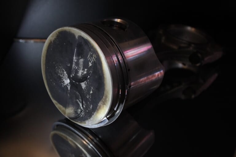 ガソリン添加剤について|都市伝説か?真実か? ガソリン添加剤のウソとホント