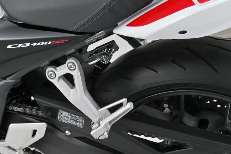 デイトナ_CB400 SUPER FOUR E-Clutch（’26）｜デイトナから新型CB400SF（’26）用ボルトオンパーツが一挙登場！