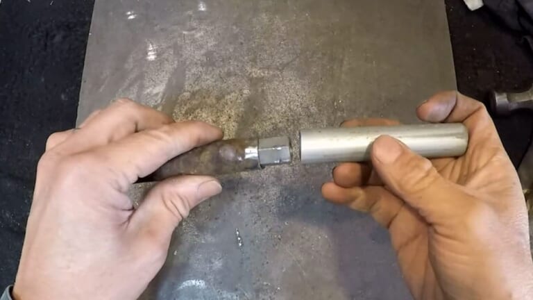 【DIY溶接】サビで穴が空いても諦めない! 高ナットを芯金に使った強度抜群のバイクパーツDIY修復法｜【DIY溶接】サビで穴が空いても諦めない! 高ナットを芯金に使った強度抜群のバイクパーツDIY修復法「サイドスタンド編」
