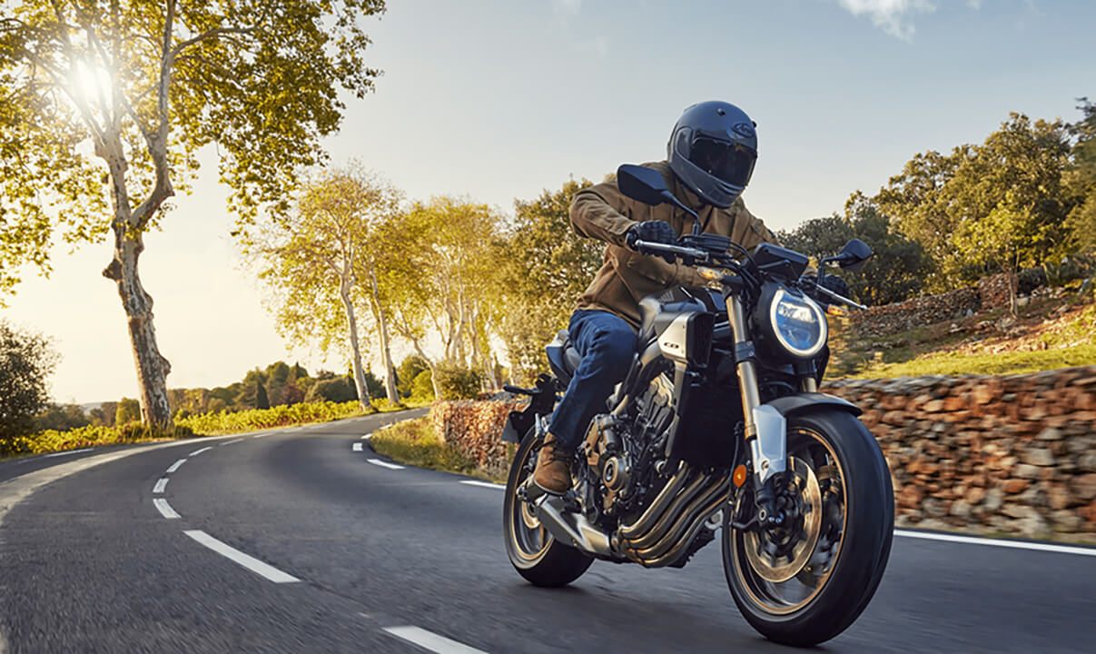 ｜ホンダCB650R/Eクラッチ〈いま国内で買える新型バイクカタログ｜大型二輪(750-401cc)〉【2026最新版】