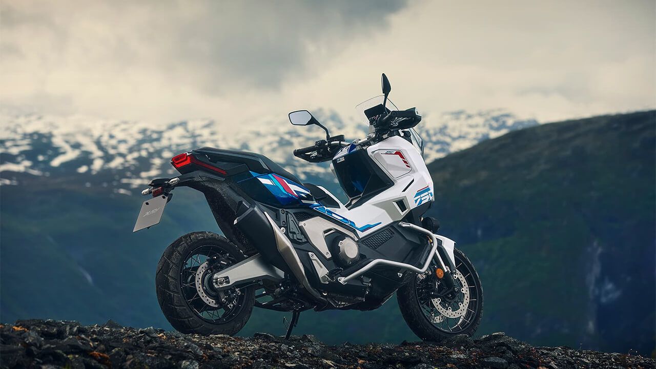|ホンダX-ADV〈いま国内で買える新型バイクカタログ|大型二輪(750-401cc)〉【2026最新版】