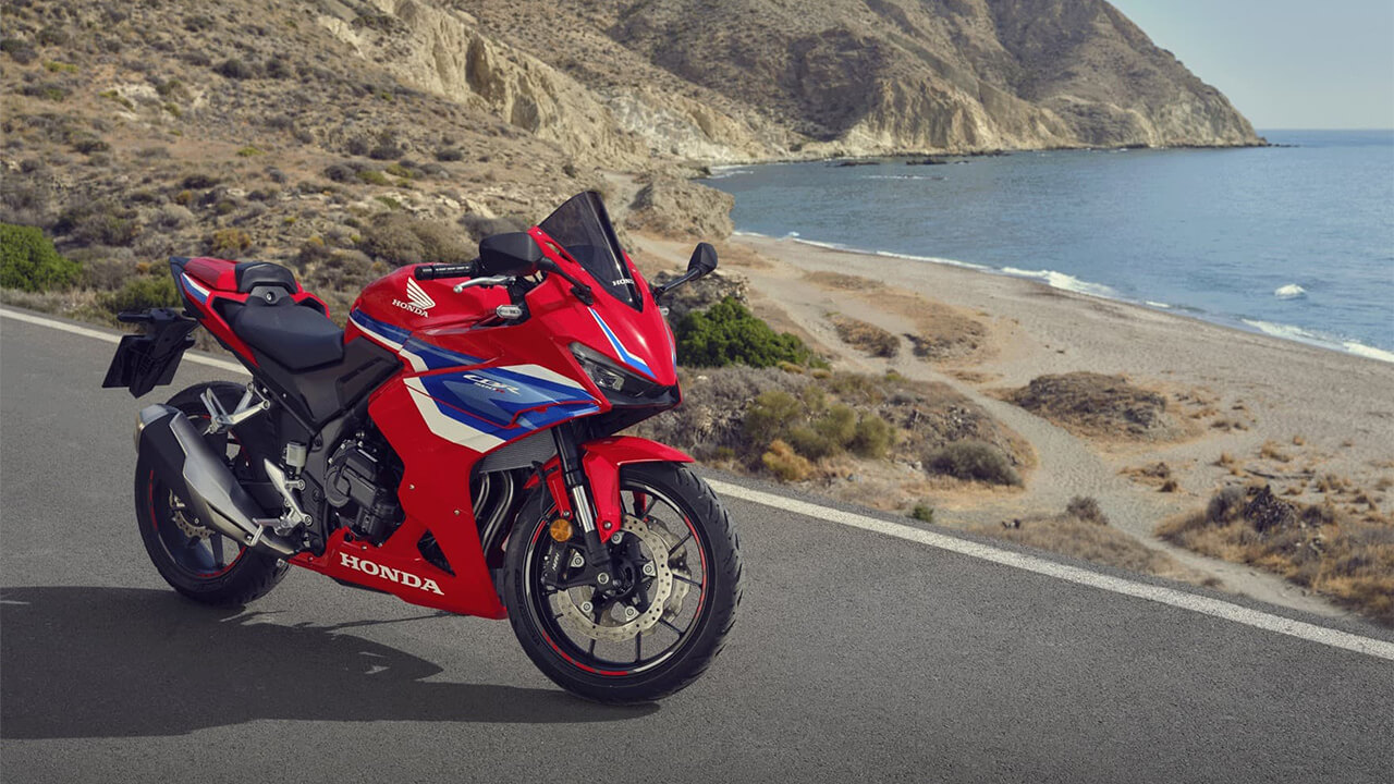 イメージギャラリー|ホンダ CBR400R〈いま国内で買える新型バイクカタログ|小型二輪(400-251cc)〉【2026最新版】