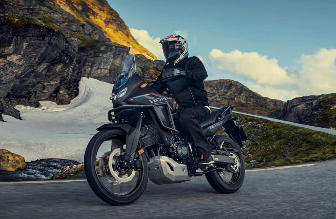 |ホンダXL750トランザルプ〈いま国内で買える新型バイクカタログ|大型二輪(1000-751cc)〉【2026最新版】