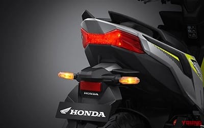 HONDA VARIO EVO 160 ｜0-200m加速11.9秒の韋駄天! 空力性能を高めた新世代160ccスポーツスクーター「バリオ・エボ160」がインドネシアで登場【海外】