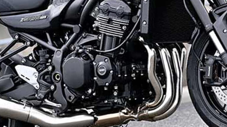 「好みの問題だが僕は好き」絶対王者Z900RSのカフェレーサースタイルが高評価。フルモデルチェンジでイメージを一新したカワサキ Z900RS CAFEに試乗！