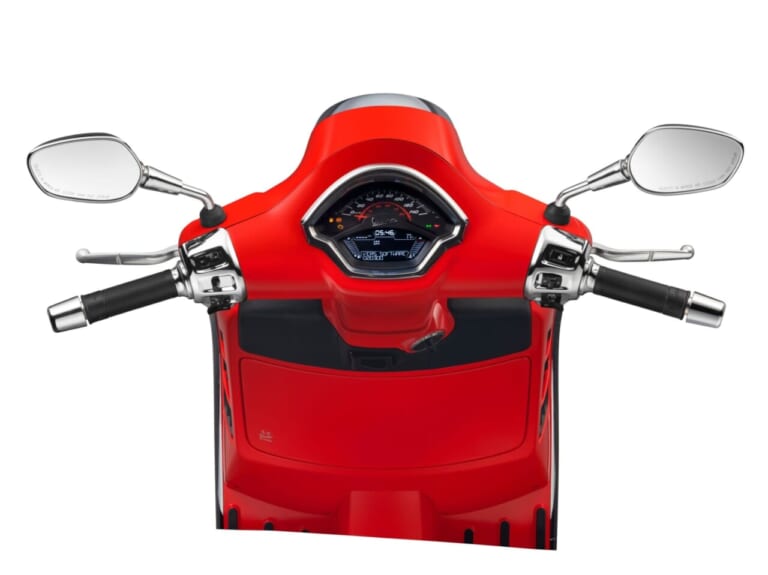 VESPA GTS 150|イタリアの伝統美が加速する! 高速道路の走行も可能な、ベスパ「GTS/GTV」2026年モデルが新色を纏って登場