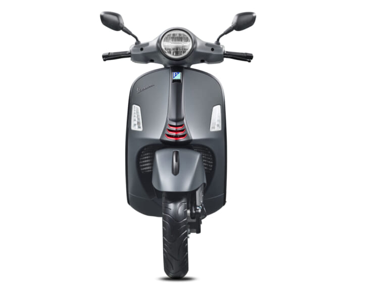 VESPA GTS 300 SuperSport ｜イタリアの伝統美が加速する! 高速道路の走行も可能な、ベスパ「GTS/GTV」2026年モデルが新色を纏って登場