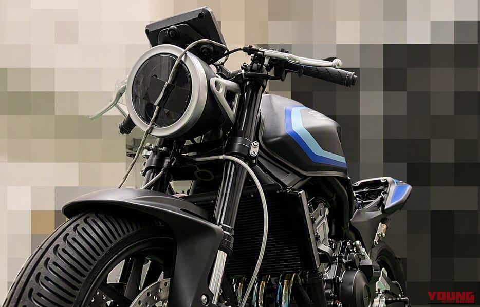 HONDA CB400 SUPER FOUR｜【2026鉄馬】ただのデモ走行じゃない、ホンダ開発陣が「E-Clutch×CB400SF」で実証参戦。秘められた技術者たちの本音とは