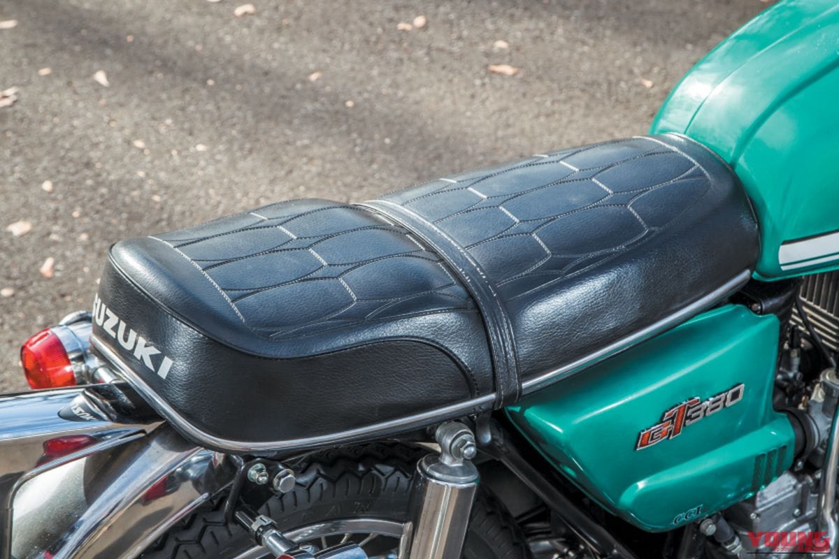 |「絶対失敗できなかった」2スト専業スズキの覚悟! スズキGT380【1971~1979】がカワサキ マッハと異なるグランドツアラーへ至った背景