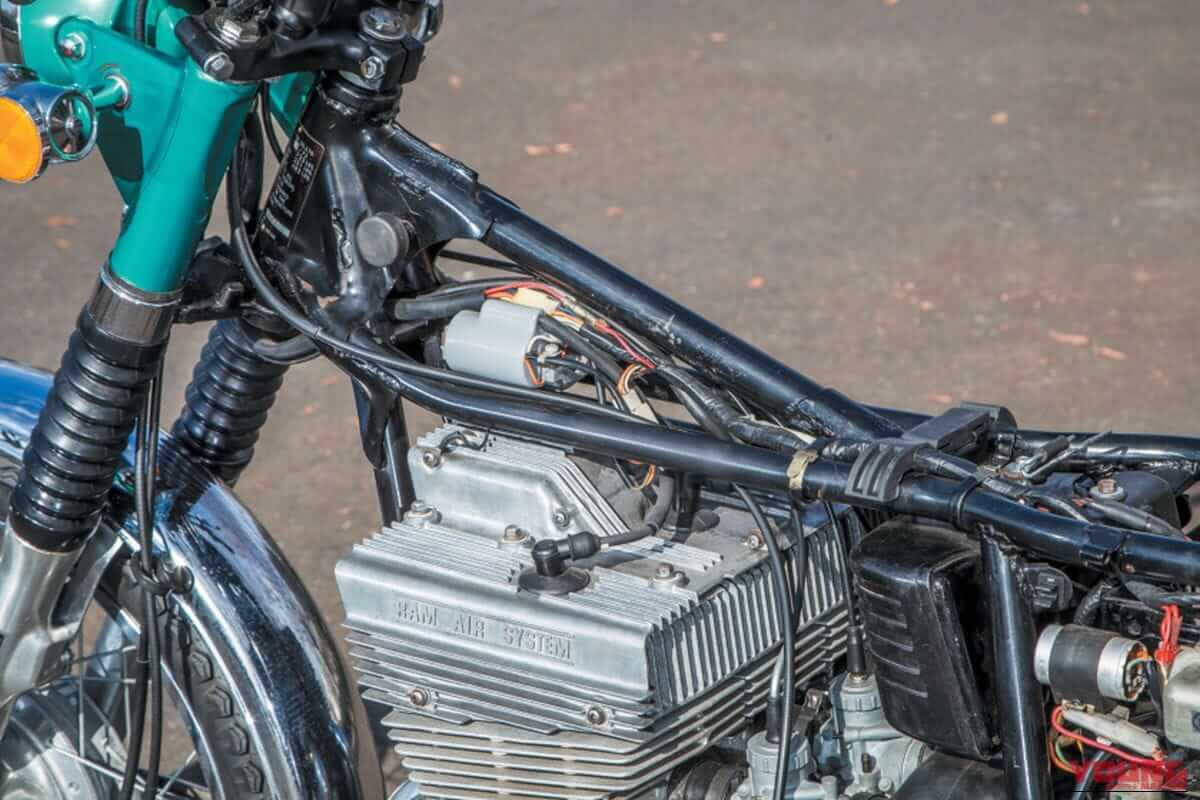 ｜「4輪フロンテの技術があったから」スズキGT380の2スト3気筒＆ロングホイールベースに隠された開発秘話【1971～1979】