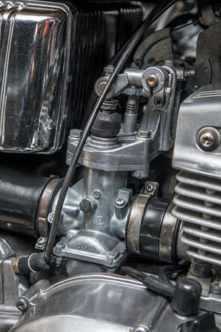 SUZUKI GT380｜絶版車スズキ「GT380」の年式判別マニュアル! B0〜B7ごとの外観・エンジン・足回り変更点まとめ