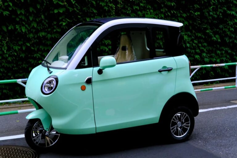 EV GENESIS 3RUOTA|太陽光で充電できて、スマホ600台充電も可能。日本発のEVトライクが変える小型モビリティの常識【スリールオータ】