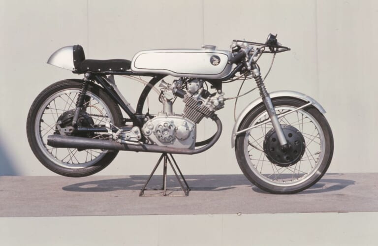 HONDA |CRシリーズからRC30/RC45まで!! 高嶺の花だった「限定生産レーサー」の系譜【ホンダホモロゲ史1950~1990s】