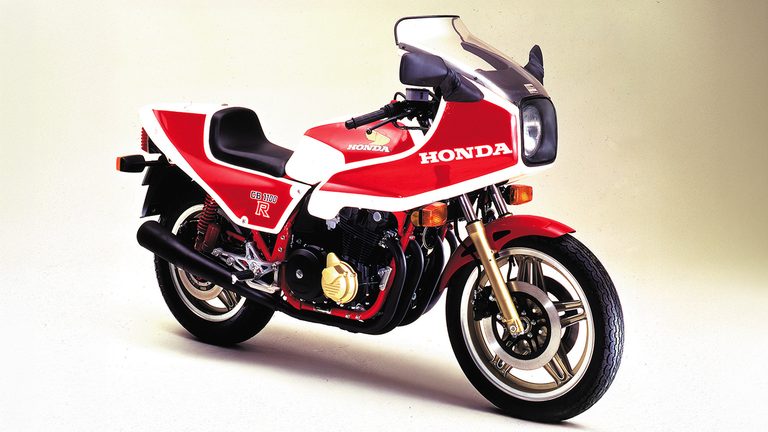 1981年型 ホンダ CB1100RB｜「当時としては非常識なモデルだった…」豪華すぎる装備に驚愕。40年以上前に登場した伝説の名車［ホンダ・CB1100R］を紹介